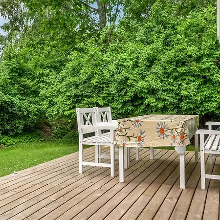2 Bedroom Beautiful In